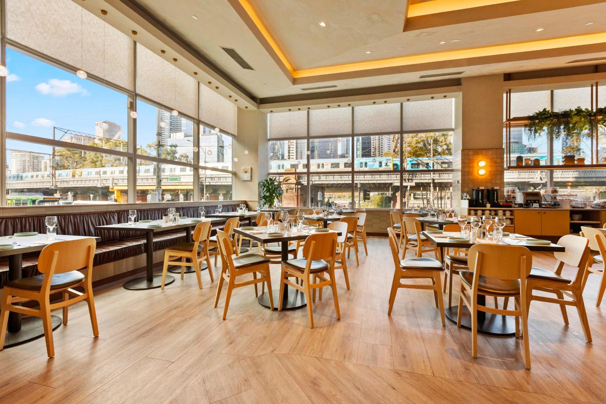 Clarion Suites Gateway Melbourne Exterior photo