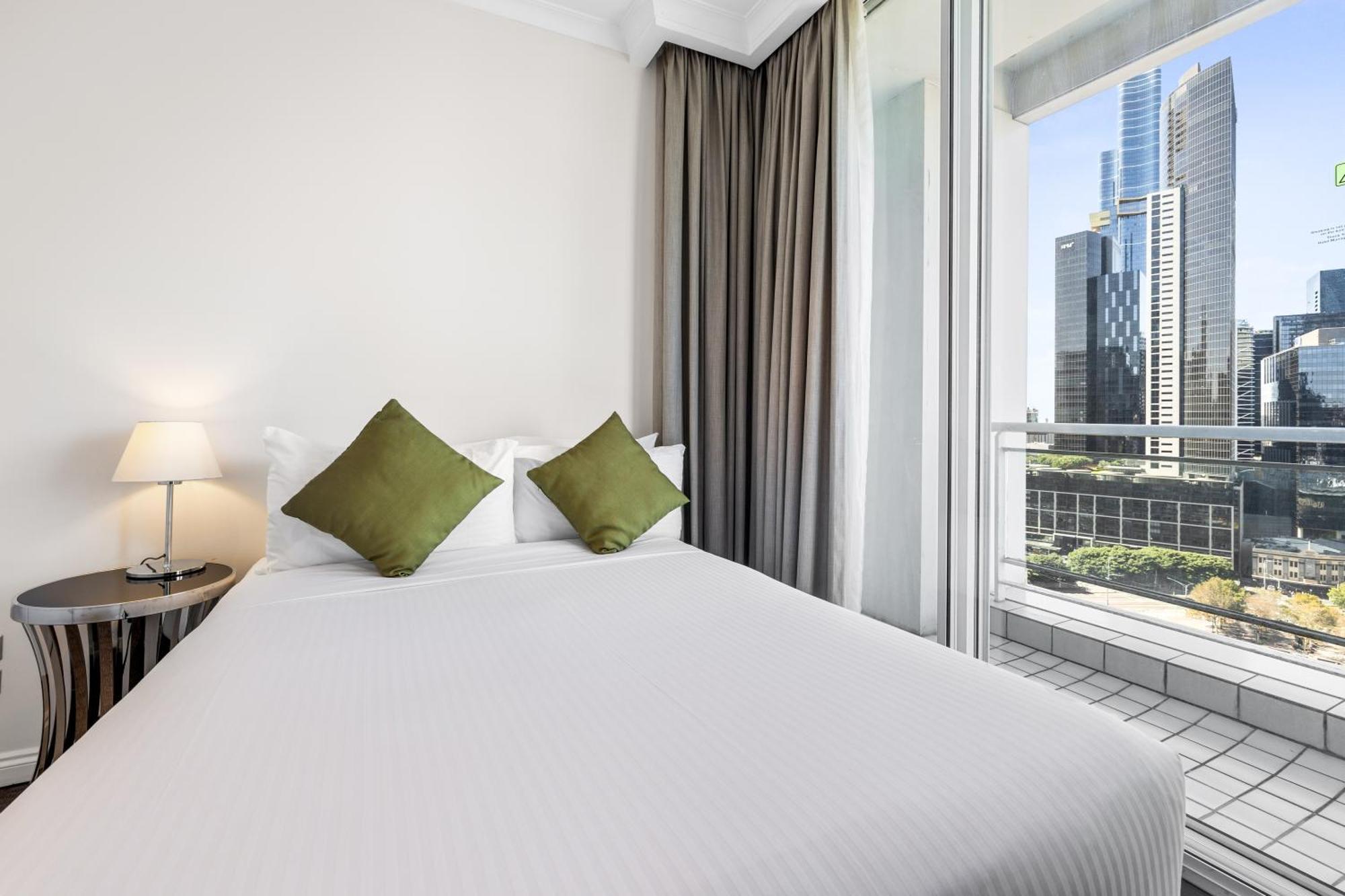 Clarion Suites Gateway Melbourne Room photo