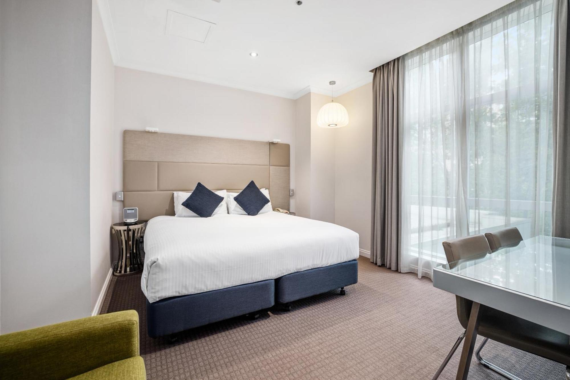 Clarion Suites Gateway Melbourne Room photo
